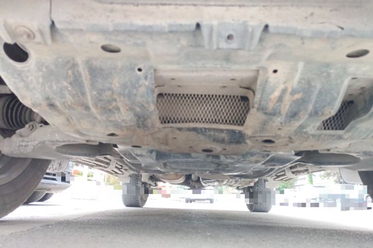 Used Toyota Prado 2018 3.5L Automatic TX-L with Rear-Mounted Spare Tire Chassis Front