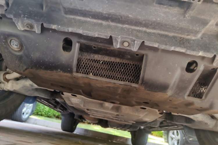 Used Toyota Prado 2018 3.5L Automatic VX NAVI with Rear-Mounted Spare Tire Chassis Front