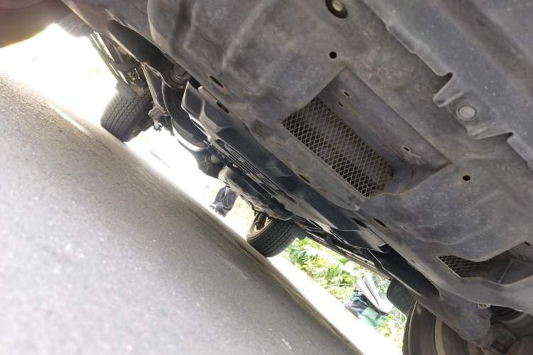 Used Toyota Prado 2018 3.5L Automatic TX-L with Rear-Mounted Spare Tire Chassis Front
