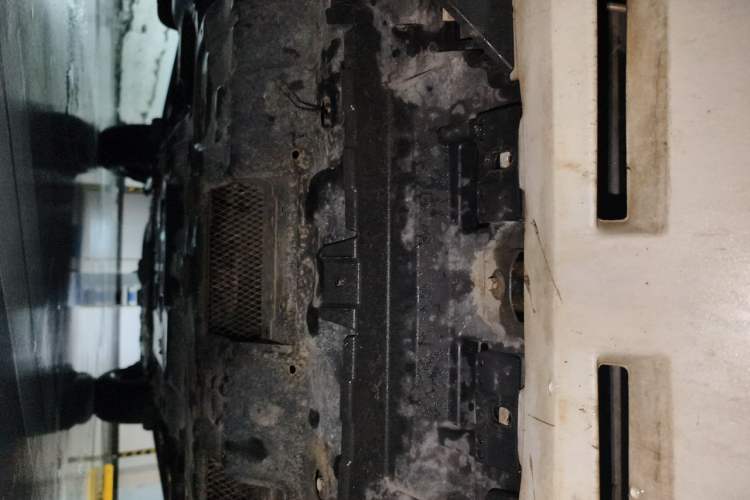 Used Toyota Prado 2018 3.5L Automatic TX-L NAVI with Rear-Mounted Spare Tire Chassis Front