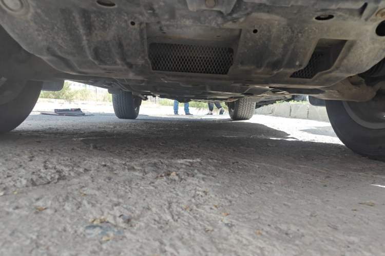 Used Toyota Prado 2018 3.5L Automatic TX-L with Rear-Mounted Spare Tire Chassis Front