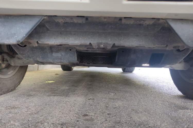 Used Toyota Prado 2018 3.5L Automatic TX-L with Rear-Mounted Spare Tire Chassis Front