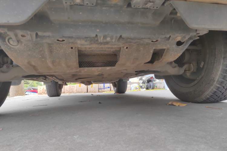 Used Toyota Prado 2018 3.5L Automatic TX-L with Rear-Mounted Spare Tire Chassis Front