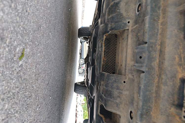 Used Toyota Prado 2018 3.5L Automatic TX-L NAVI with Rear-Mounted Spare Tire Chassis Front
