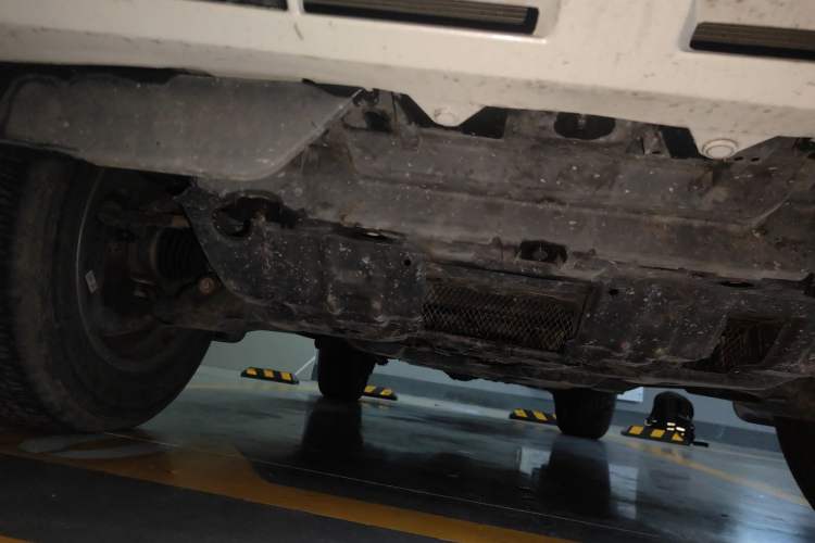 Used Toyota Prado 2018 3.5L Automatic TX-L NAVI Chassis Front