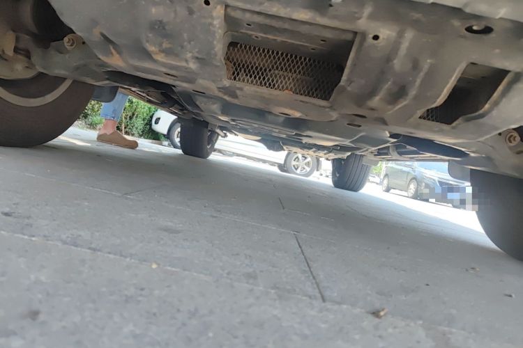 Used Toyota Prado 2018 3.5L Automatic TX-L with Rear-Mounted Spare Tire Chassis Front