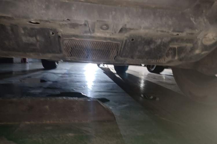 Used Toyota Prado 2018 3.5L Automatic TX-L with Rear-Mounted Spare Tire Chassis Front