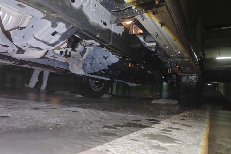 Used Toyota Prado 2018 3.5L Automatic TX-L with Rear-Mounted Spare Tire Chassis Front Left