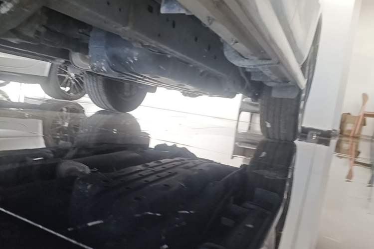 Used Toyota Prado 2018 3.5L Automatic TX-L NAVI with Rear-Mounted Spare Tire Chassis Front Left