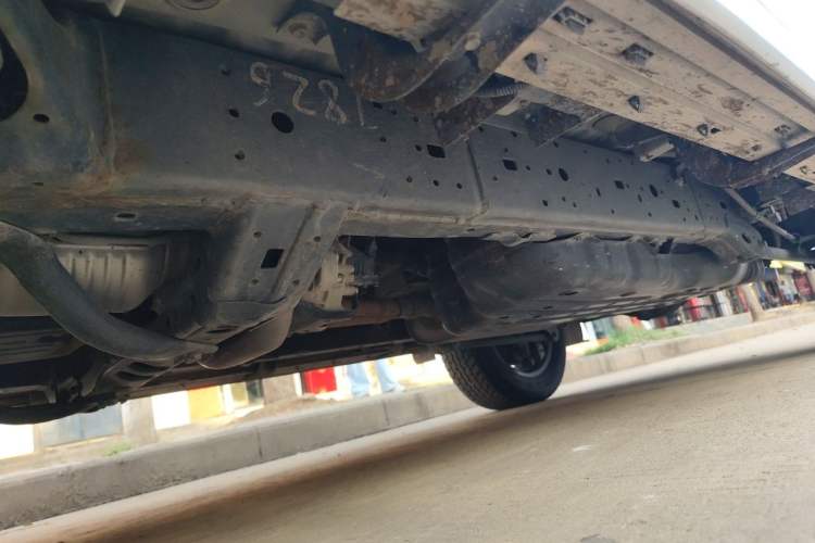 Used Toyota Prado 2018 3.5L Automatic TX-L with Rear-Mounted Spare Tire Chassis Front Left