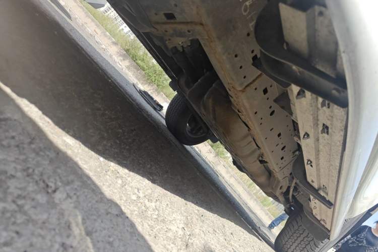 Used Toyota Prado 2018 3.5L Automatic TX-L with Rear-Mounted Spare Tire Chassis Front Left