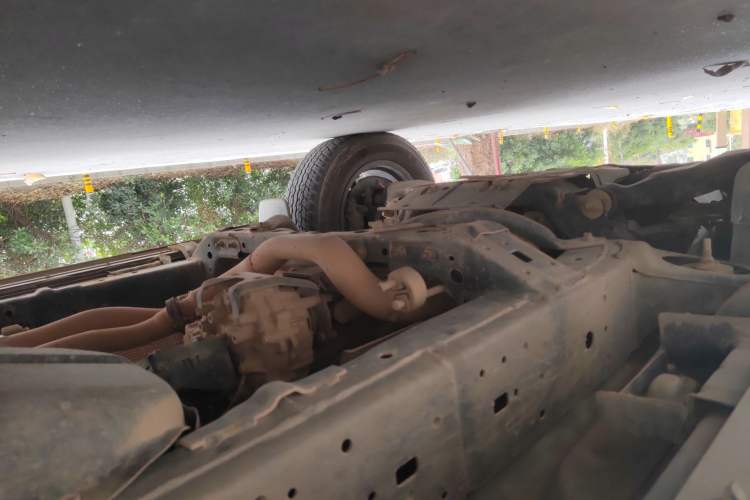 Used Toyota Prado 2018 3.5L Automatic TX-L with Rear-Mounted Spare Tire Chassis Front Left