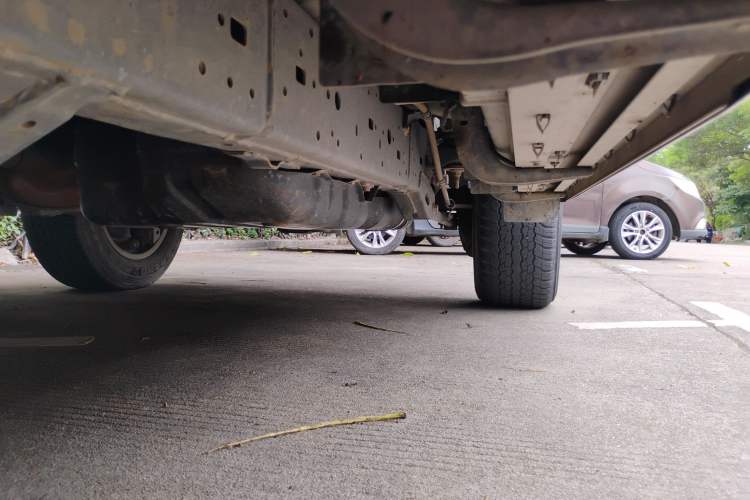 Used Toyota Prado 2018 3.5L Automatic TX-L with Rear-Mounted Spare Tire Chassis Front Left