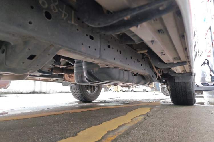 Used Toyota Prado 2018 3.5L Automatic TX-L with Rear-Mounted Spare Tire Chassis Front Left