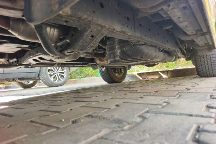 Used Toyota Prado 2018 3.5L Automatic TX-L Chassis Front Left