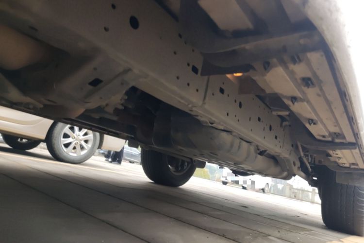 Used Toyota Prado 2018 3.5L Automatic TX-L NAVI with Rear-Mounted Spare Tire Chassis Front Left
