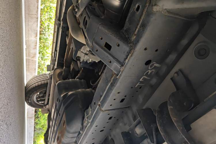 Used Toyota Prado 2018 3.5L Automatic TX-L with Rear-Mounted Spare Tire Chassis Front Left
