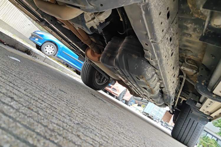 Used Toyota Prado 2018 3.5L Automatic TX-L with Rear-Mounted Spare Tire Chassis Front Left