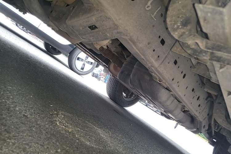 Used Toyota Prado 2018 3.5L Automatic TX-L with Rear-Mounted Spare Tire Chassis Front Left
