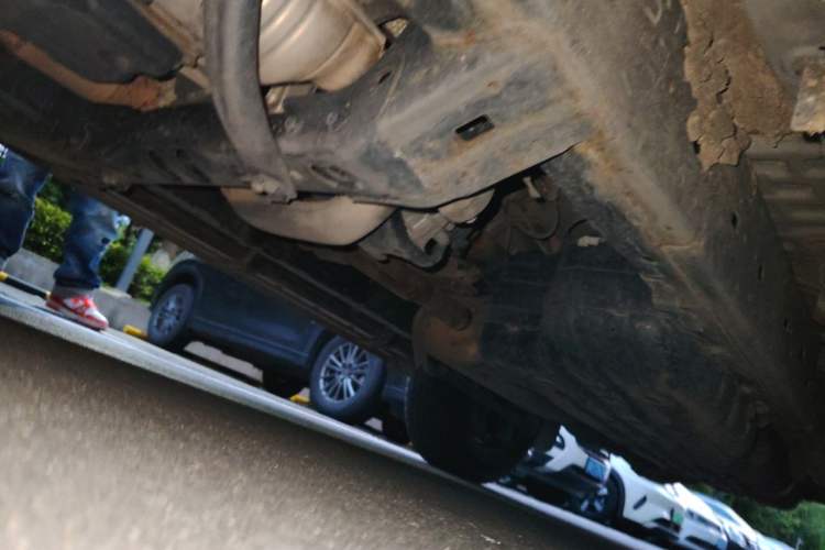 Used Toyota Prado 2018 3.5L Automatic TX-L with Rear-Mounted Spare Tire Chassis Front Left