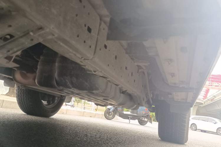 Used Toyota Prado 2018 3.5L Automatic TX-L NAVI with Rear-Mounted Spare Tire Chassis Front Left