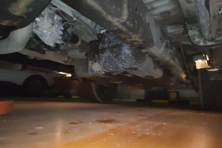 Used Toyota Prado 2018 3.5L Automatic TX-L with Rear-Mounted Spare Tire Chassis Front Left