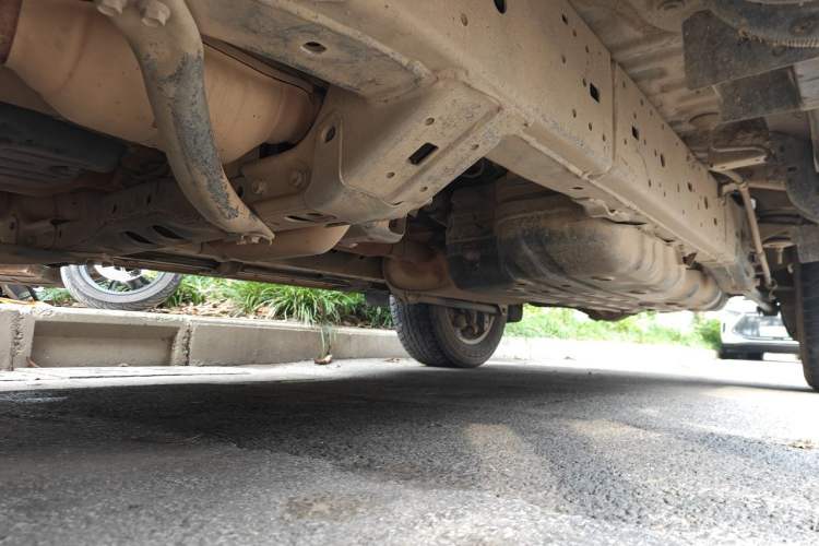 Used Toyota Prado 2018 3.5L Automatic TX-L with Rear-Mounted Spare Tire Chassis Front Left