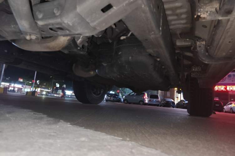 Used Toyota Prado 2018 3.5L Automatic TX-L with Rear-Mounted Spare Tire Chassis Front Left
