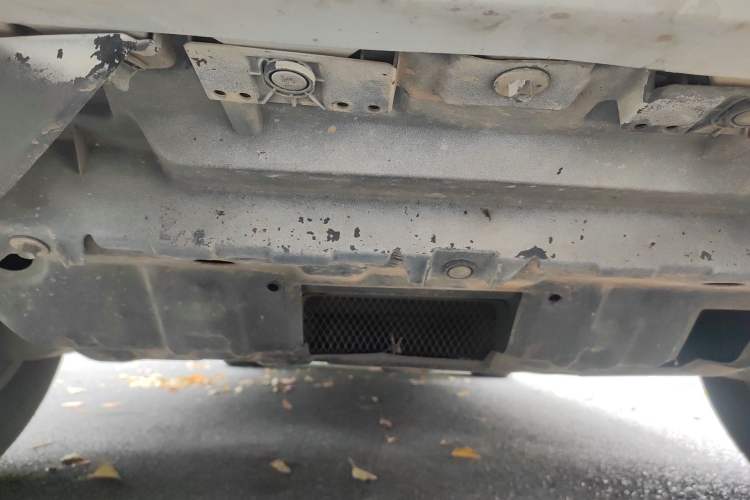 Used Toyota Prado 2018 3.5L Automatic TX-L with Rear-Mounted Spare Tire Chassis Front