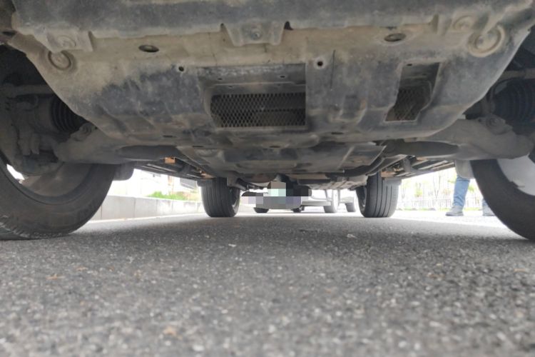 Used Toyota Prado 2018 3.5L Automatic TX-L with Rear-Mounted Spare Tire Chassis Front