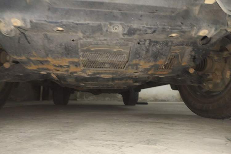 Used Toyota Prado 2018 3.5L Automatic TX-L with Rear-Mounted Spare Tire Chassis Front