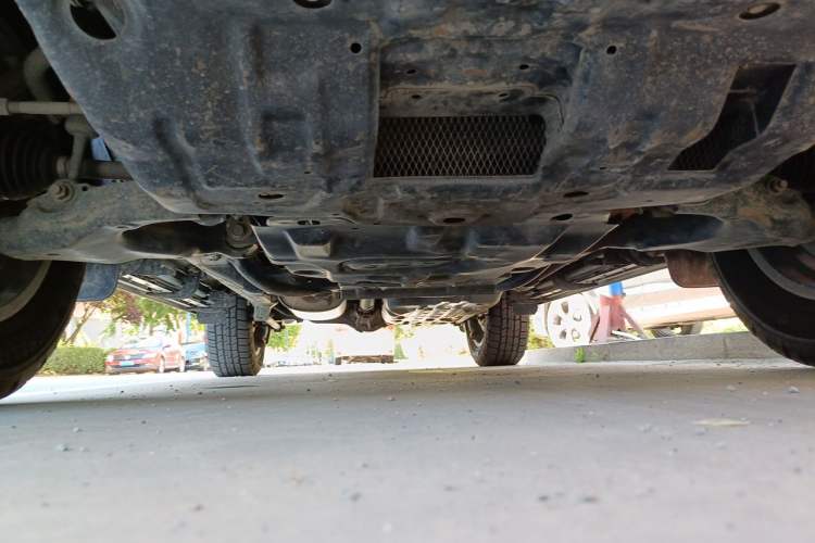 Used Toyota Prado 2018 3.5L Automatic TX-L NAVI with Rear-Mounted Spare Tire Chassis Front