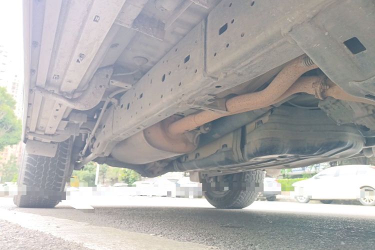 Used Toyota Prado 2018 3.5L Automatic TX-L with Rear-Mounted Spare Tire Chassis Front Right