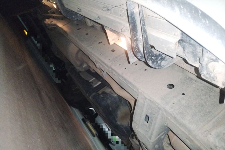 Used Toyota Prado 2018 3.5L Automatic TX-L NAVI with Rear-Mounted Spare Tire Chassis Front Right
