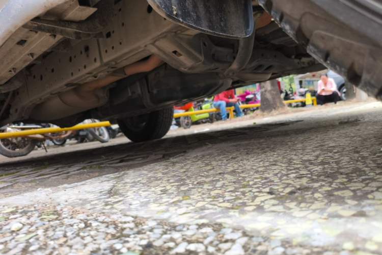 Used Toyota Prado 2018 3.5L Automatic TX-L with Rear-Mounted Spare Tire Chassis Front Right