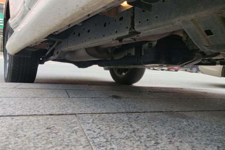 Used Toyota Prado 2018 3.5L Automatic TX-L Chassis Front Right