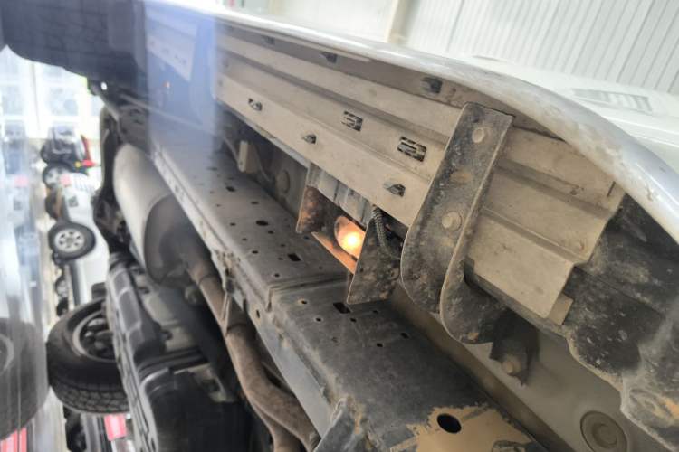 Used Toyota Prado 2018 3.5L Automatic TX-L Chassis Front Right