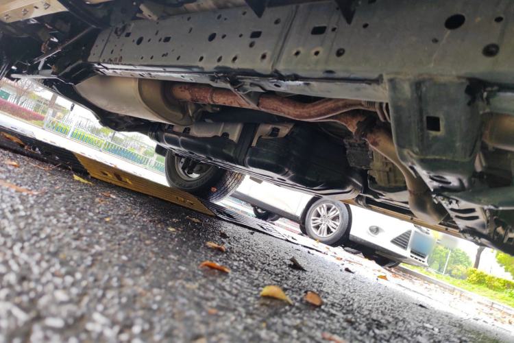 Used Toyota Prado 2018 3.5L Automatic TX-L Chassis Front Right