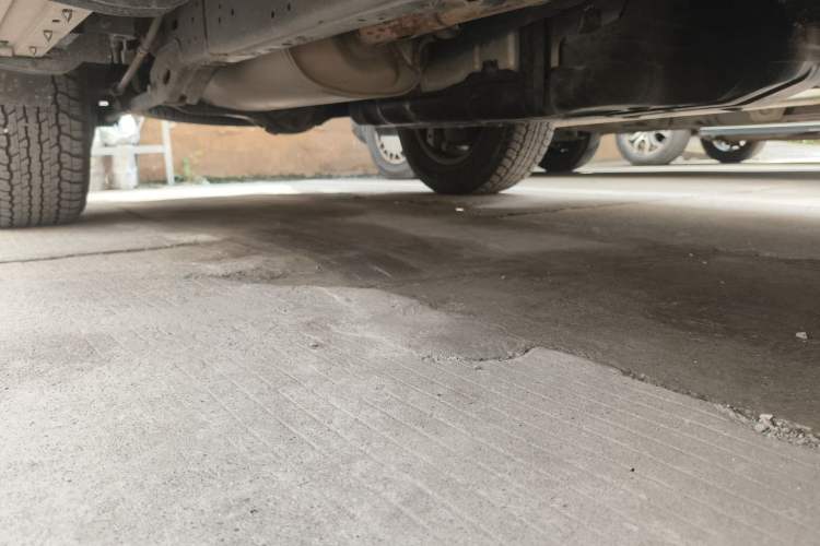 Used Toyota Prado 2018 3.5L Automatic TX-L with Rear-Mounted Spare Tire Chassis Front Right
