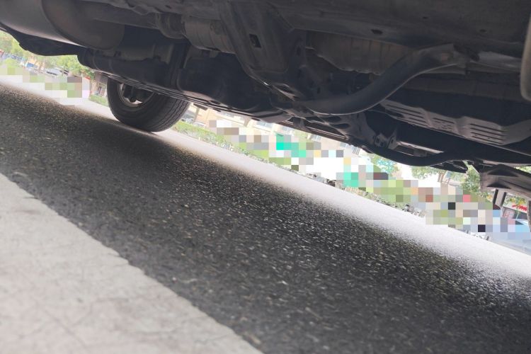 Used Toyota Prado 2018 2.7L TXL Nine-Cylinder External Fuel Tank Large Fuel Capacity – Middle East Chassis Front Right
