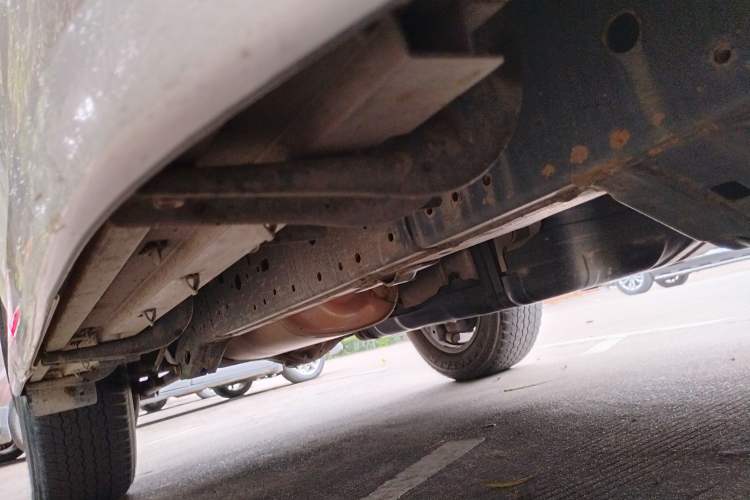 Used Toyota Prado 2018 3.5L Automatic TX-L with Rear-Mounted Spare Tire Chassis Front Right