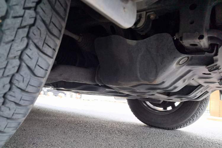 Used Toyota Prado 2018 3.5L Automatic TX-L with Rear-Mounted Spare Tire Chassis Front Right