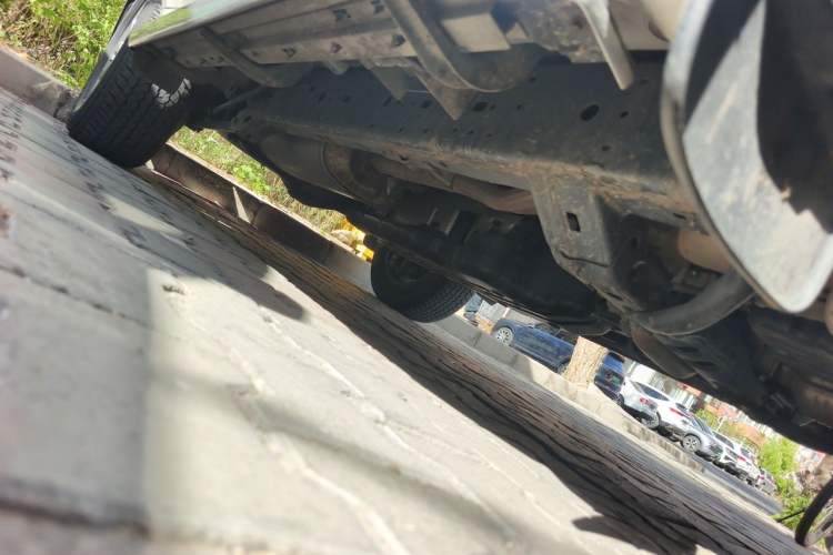 Used Toyota Prado 2018 3.5L Automatic TX-L Chassis Front Right