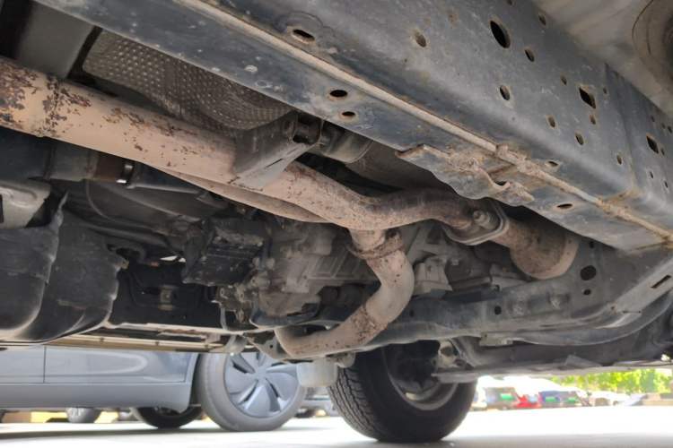 Used Toyota Prado 2018 3.5L Automatic TX-L with Rear-Mounted Spare Tire Chassis Front Right