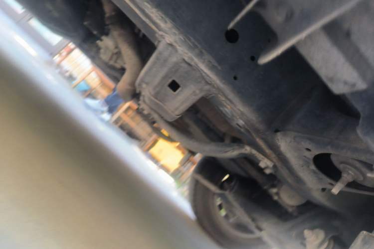 Used Toyota Prado 2018 3.5L Automatic TX-L NAVI with Rear-Mounted Spare Tire Chassis Front Right