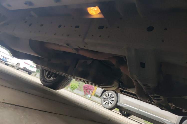 Used Toyota Prado 2018 3.5L Automatic TX-L NAVI with Rear-Mounted Spare Tire Chassis Front Right
