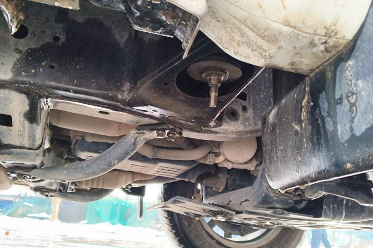 Used Toyota Prado 2018 3.5L Automatic TX-L with Rear-Mounted Spare Tire Chassis Front Right