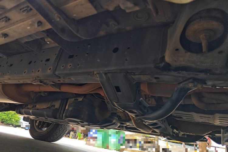 Used Toyota Prado 2018 3.5L Automatic TX-L NAVI with Rear-Mounted Spare Tire Chassis Front Right