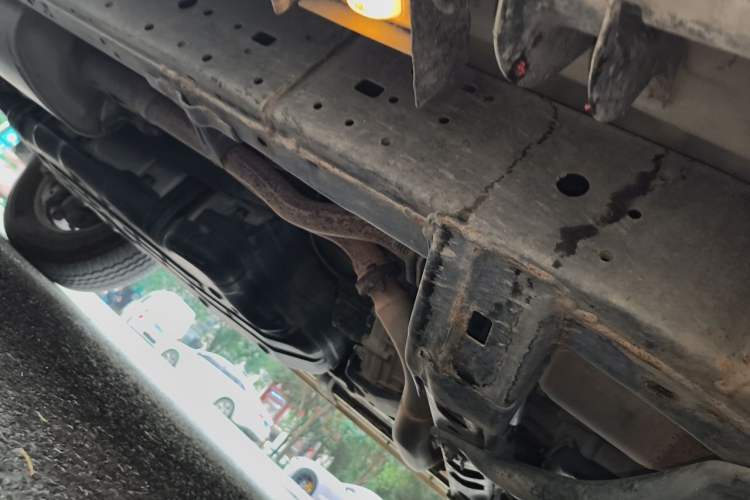 Used Toyota Prado 2018 3.5L Automatic TX-L with Rear-Mounted Spare Tire Chassis Front Right