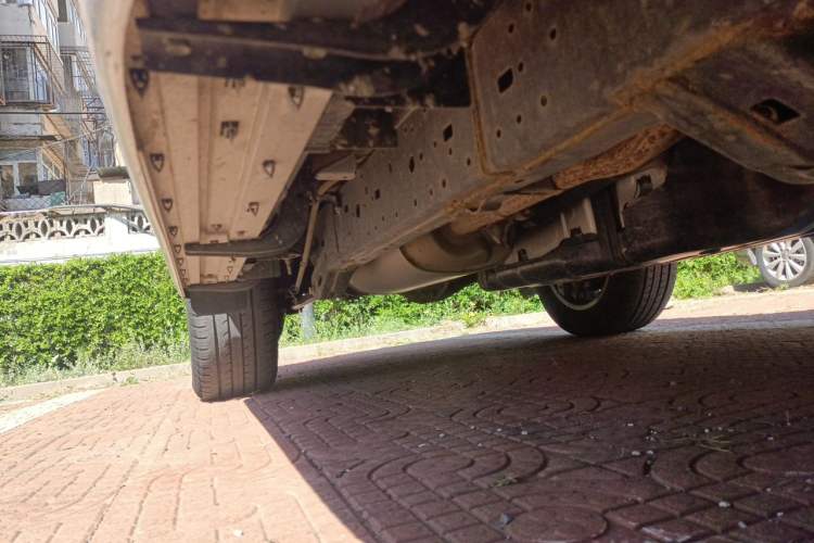 Used Toyota Prado 2018 3.5L Automatic VX NAVI with Rear-Mounted Spare Tire Chassis Front Right